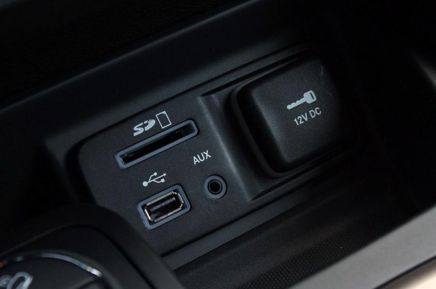  Jeep Cherokee 2014 года  (фото 70 из 88)